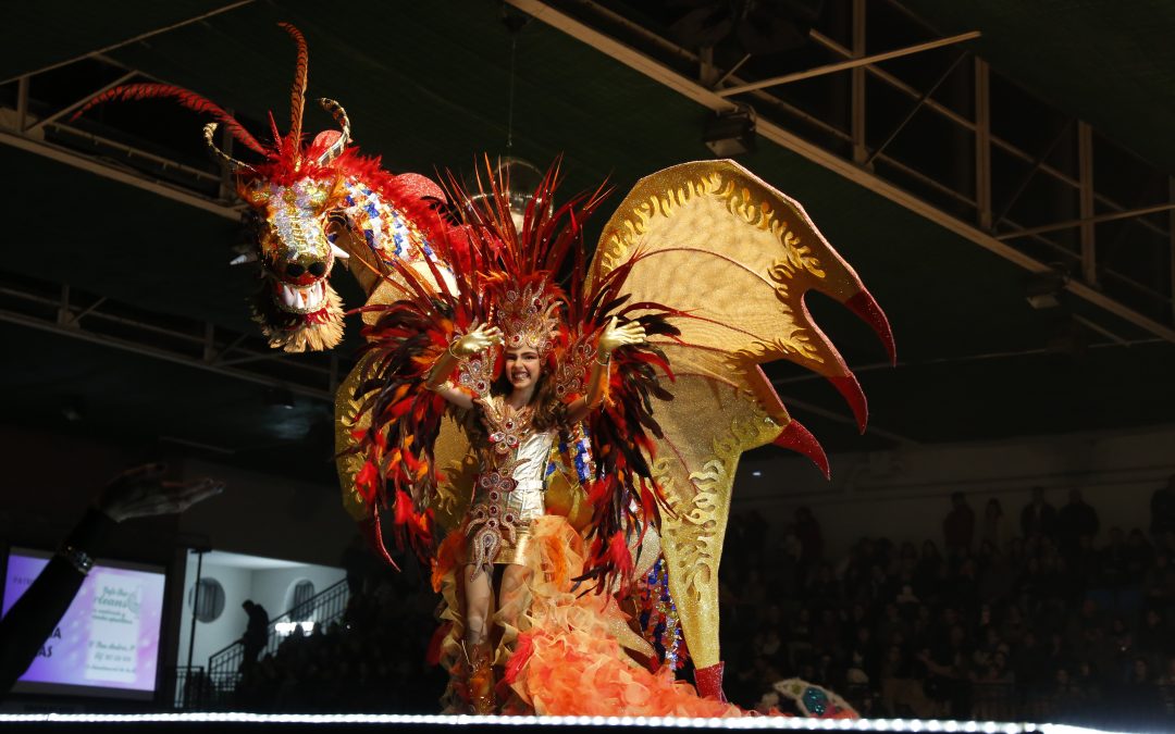 Sara Curiel y Valeria MacÃ­as Reinas del Carnavalmoral 2018